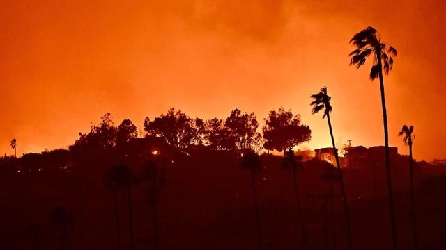 cbsn-fusion-california-beach-paradise-turns-into-inferno-as-palisades-fire-spreads-thumbnail.jpg 